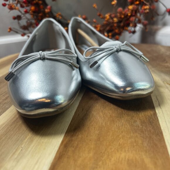 Steve Madden Womens Seemly Ballet Flats Slip On Shoes Sz 10 in Silver Metal - Picture 5 of 10